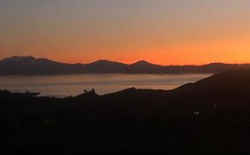 Whakaipo Bay Cabin Retreat Taupo